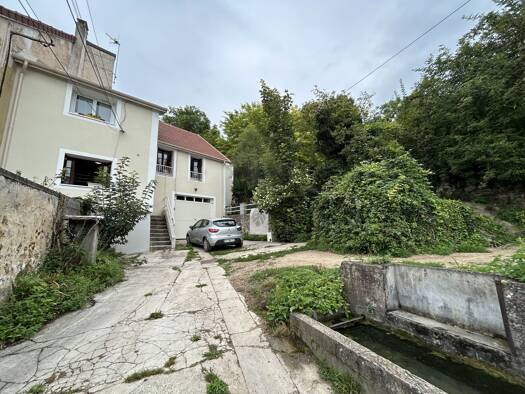 Immeuble à vendre 275 000 € 130,32 m² Crouttes-sur-Marne 02310