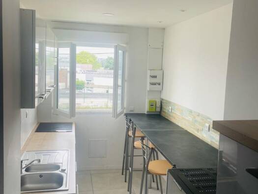 Colocation à louer 595 € 4 pièces 3 chambres 160 m² 1er étage Draveil 91210