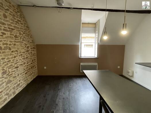 Duplex à vendre 125 000 € 2 pièces 1 chambre 50,7 m² RDC Centre Ville Beaune 21200