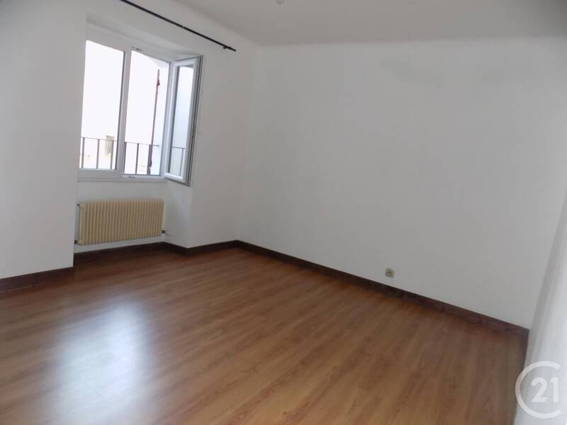 Maison à louer, 114m², BAGNOLS SUR CEZE