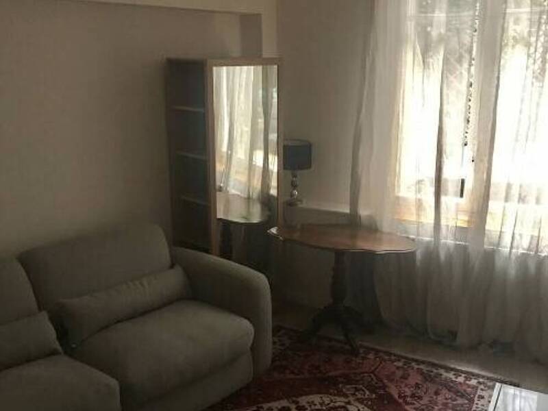 Maison à louer, 16m², PARIS 16E