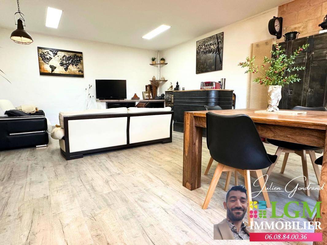 Maison à vendre, 218m², GALLARGUES LE MONTUEUX