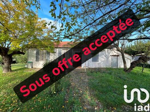Maison de plain-pied à vendre 114 000 € 3 pièces 2 chambres 45 m² 980 m² de terrain Bruèges Alès 30100