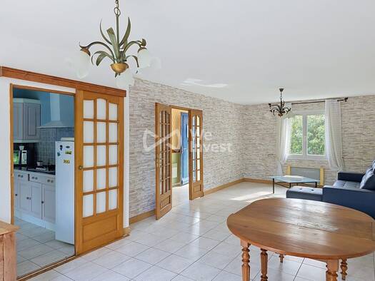 Maison à vendre 170 000 € 6 pièces 4 chambres 132 m² 977 m² de terrain Vallon-sur-Gée 72540