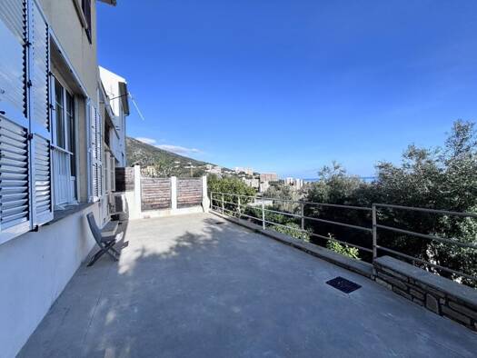 Maison à louer 1 790 € 4 pièces 4 chambres 120 m² Nord-Fango Bastia 20200