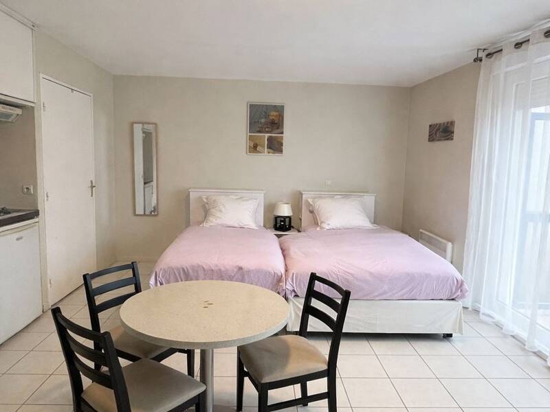 Maison à louer, 27m², SAINT MAUR DES FOSSES