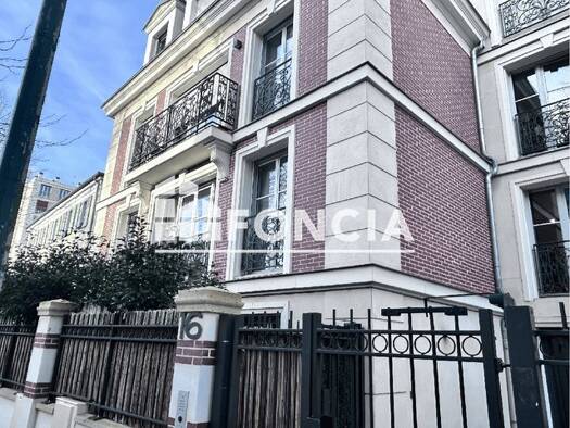 Appartement à louer 2 099 € 4 pièces 3 chambres 79,3 m² 2ème étage Centre Ville Rueil-Malmaison 92500