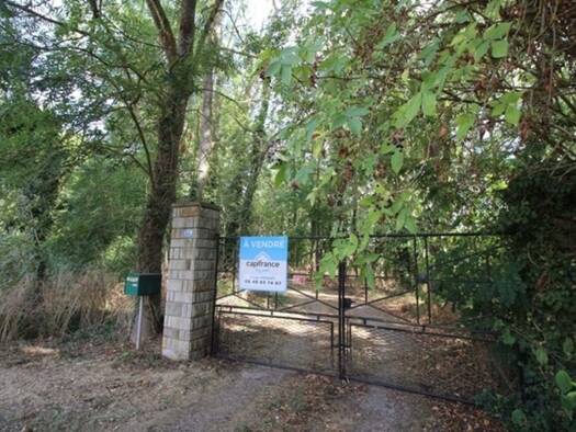 Maison de plain-pied à vendre 204 000 € 8 pièces 5 chambres 138 m² 5 827 m² de terrain Boulay-Moselle 57220