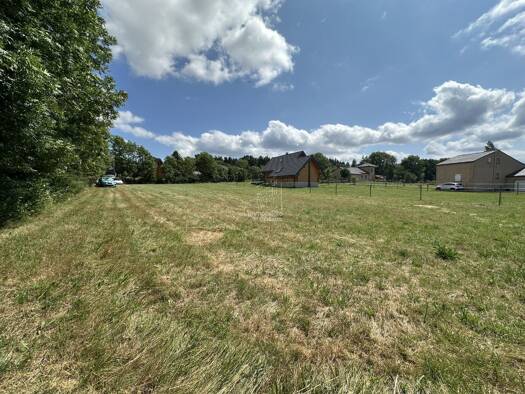 Terrain à vendre 130 000 € 1 672 m² de terrain Saint-Sauveur-Camprieu 30750
