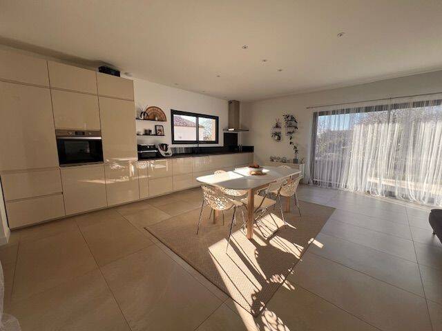 Maison à vendre, 108m², POMEROLS
