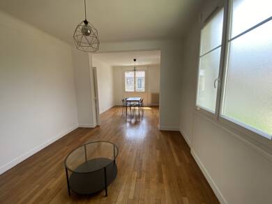 Maison à louer 1 030 € 3 pièces 1 chambre 62 m² 400 m² de terrain Longjumeau 91160