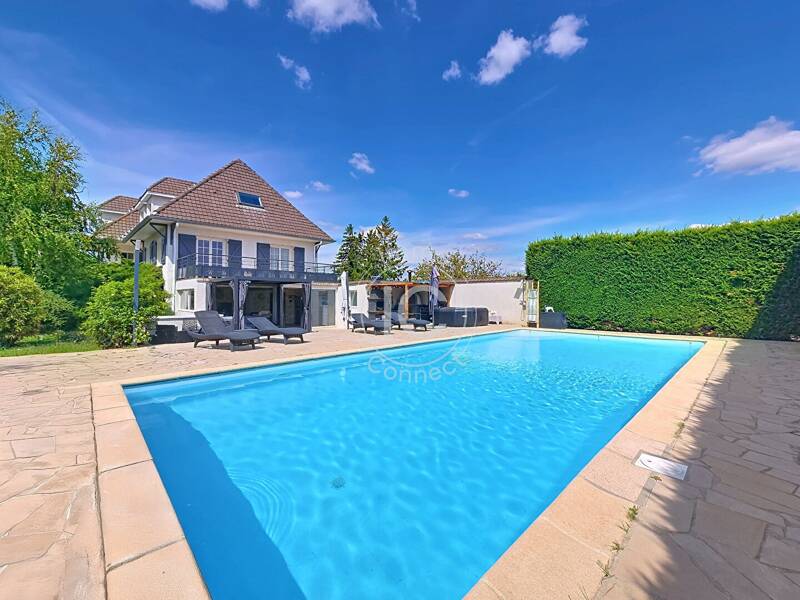 Maison à vendre, 280m², SAINT ROMAIN LE PUY