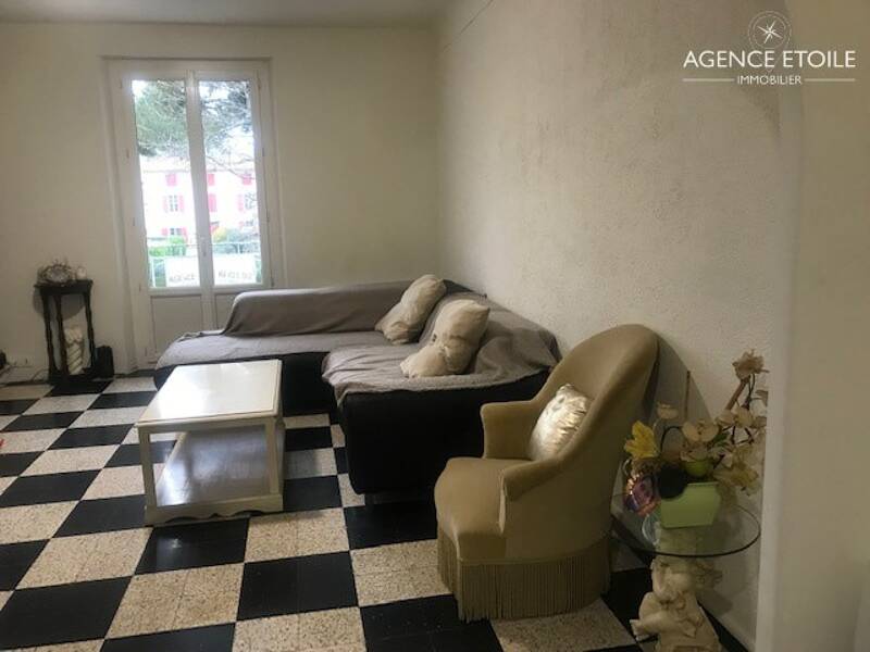 Maison à louer, 63m², EYGUIERES