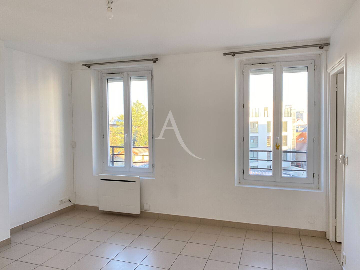 Maison à louer, 42m², SAINT MAUR DES FOSSES