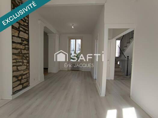 Maison de ville à vendre 220 000 € 5 pièces 3 chambres 197 m² 126 m² de terrain Centre Ville-Stalingrad Ales 30100