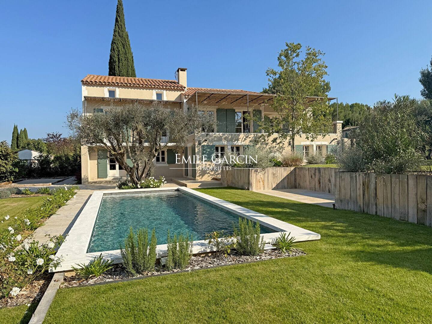 Maison à vendre, 300m², FONTVIEILLE