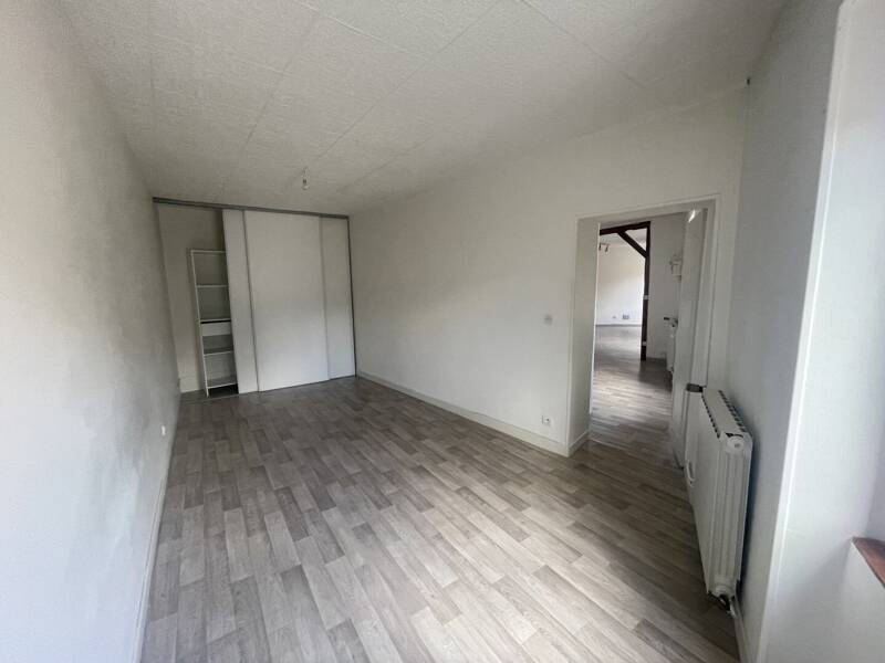 Maison à louer, 78m², MEHUN SUR YEVRE