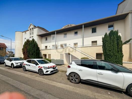Appartement à vendre 142 500 € 2 pièces 1 chambre 51,5 m² RDC/2 Lycee-Ile de France-Pres Saint Ouen Saint-Ouen-l'Aumône 95310
