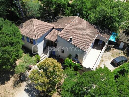 Maison à vendre 436 000 € 5 pièces 4 chambres 151 m² 1 250 m² de terrain Saint-Paul-en-Forêt 83440