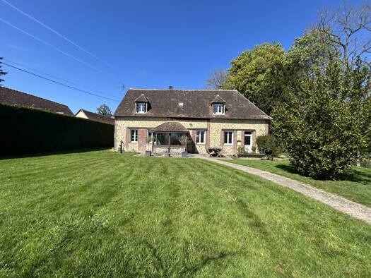 Maison à vendre 220 000 € 4 pièces 2 chambres 140 m² 1 600 m² de terrain Tourouvre 61190