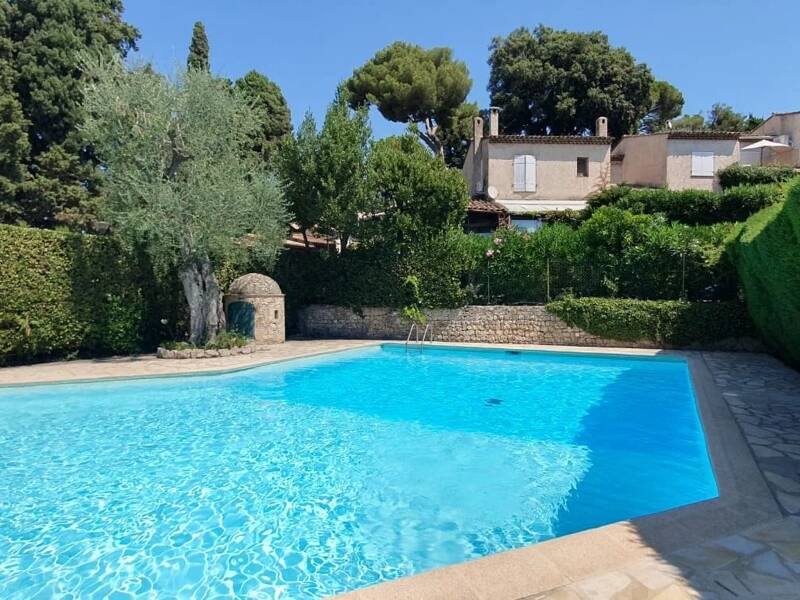 Maison à vendre, 94m², MOUGINS