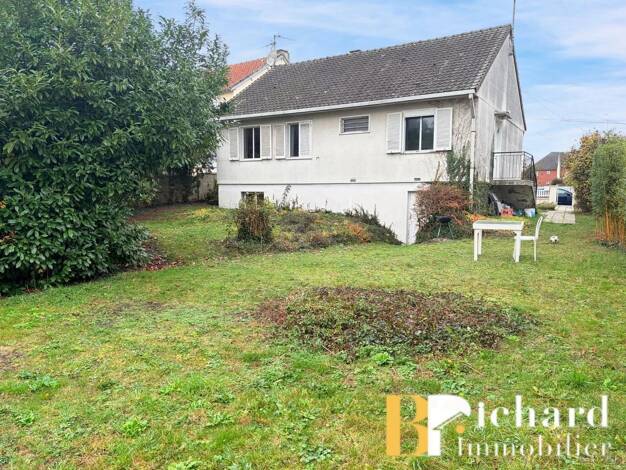 Maison à vendre 146 000 € 5 pièces 3 chambres 130 m² Vaux Laon 02000