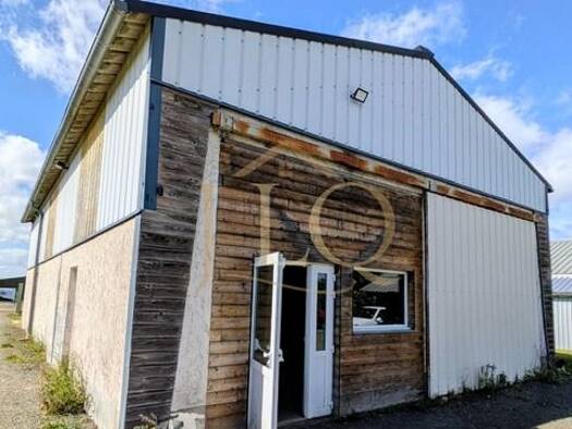 Espace bureau à vendre 378 000 € 201 m² de bureaux Pierres 28130