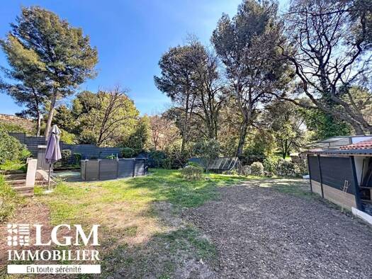 Maison de plain-pied à vendre 570 000 € 5 pièces 4 chambres 119 m² 1 163 m² de terrain Avenue de Marseille-Liourat Vitrolles 13127