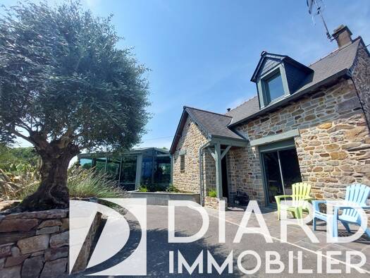 Maison à vendre 286 487 € 6 pièces 3 chambres 140 m² 3 432 m² de terrain Étrelles 35370