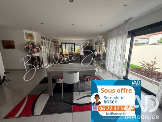 Maison de plain-pied à vendre 339 000 € 5 pièces 3 chambres 115 m² 285 m² de terrain Trouillas 66300