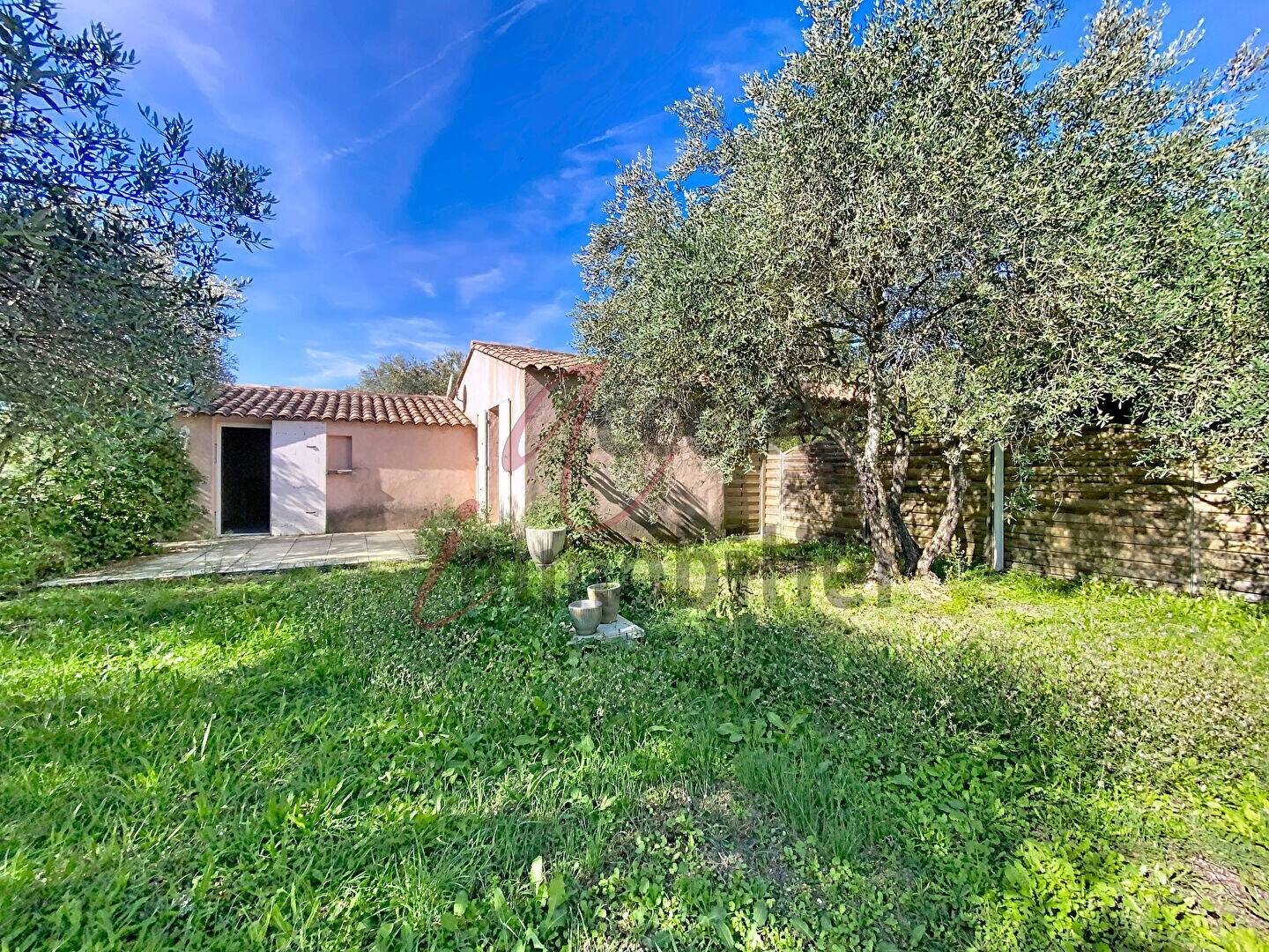 Maison à vendre, 118m², SAINT SATURNIN LES APT
