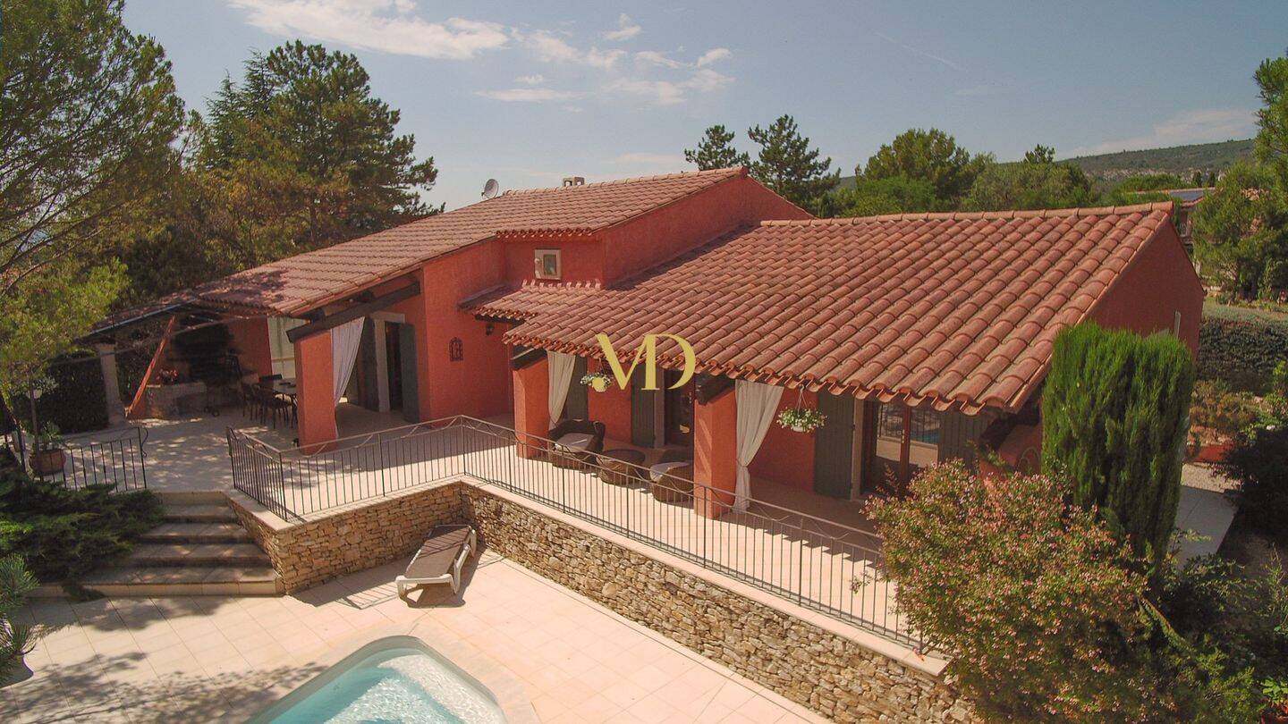 Maison à vendre, 170m², SAINT SATURNIN LES APT