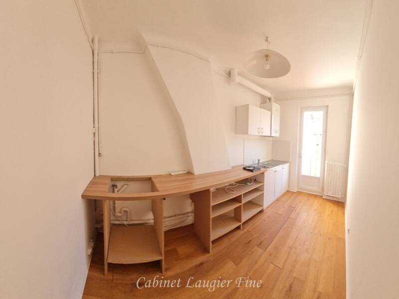 Maison à louer, 52m², MARSEILLE 6E