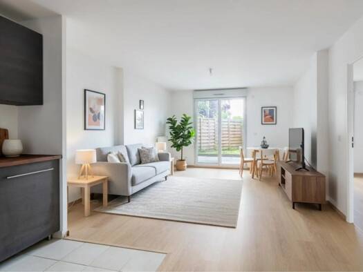 Appartement à vendre 216 500 € 2 pièces 1 chambre 43 m² RDC/5 Mandinet Sud Lognes 77185