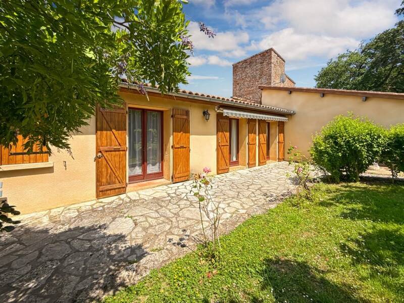 Maison à vendre, 146m², SEGOUFIELLE