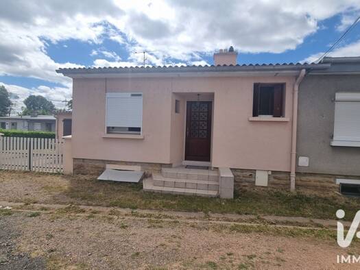 Maison de ville à vendre 68 000 € 4 pièces 2 chambres 67,93 m² 460 m² de terrain Bas Gueugnon 71130