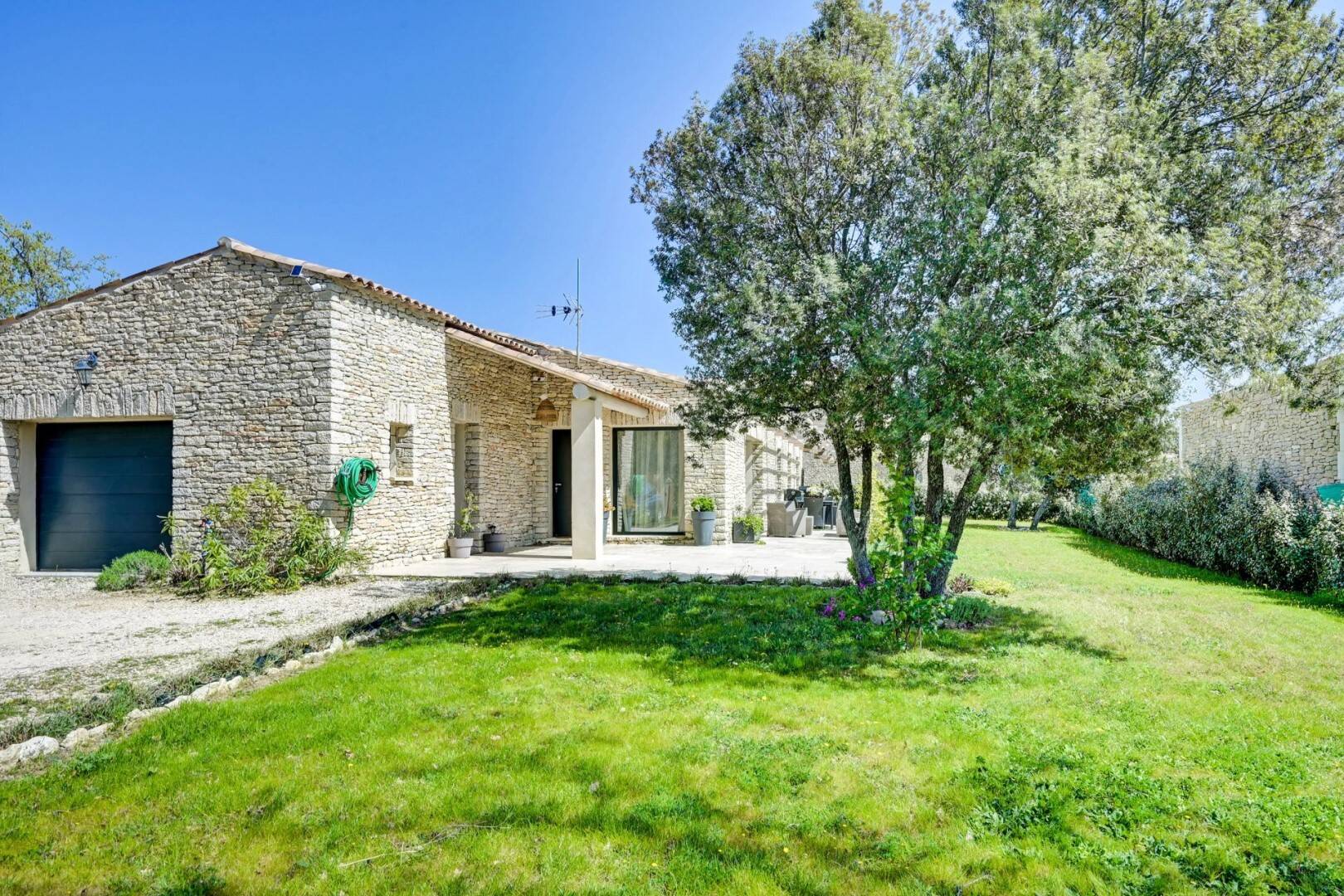 Maison à vendre, 143m², GORDES