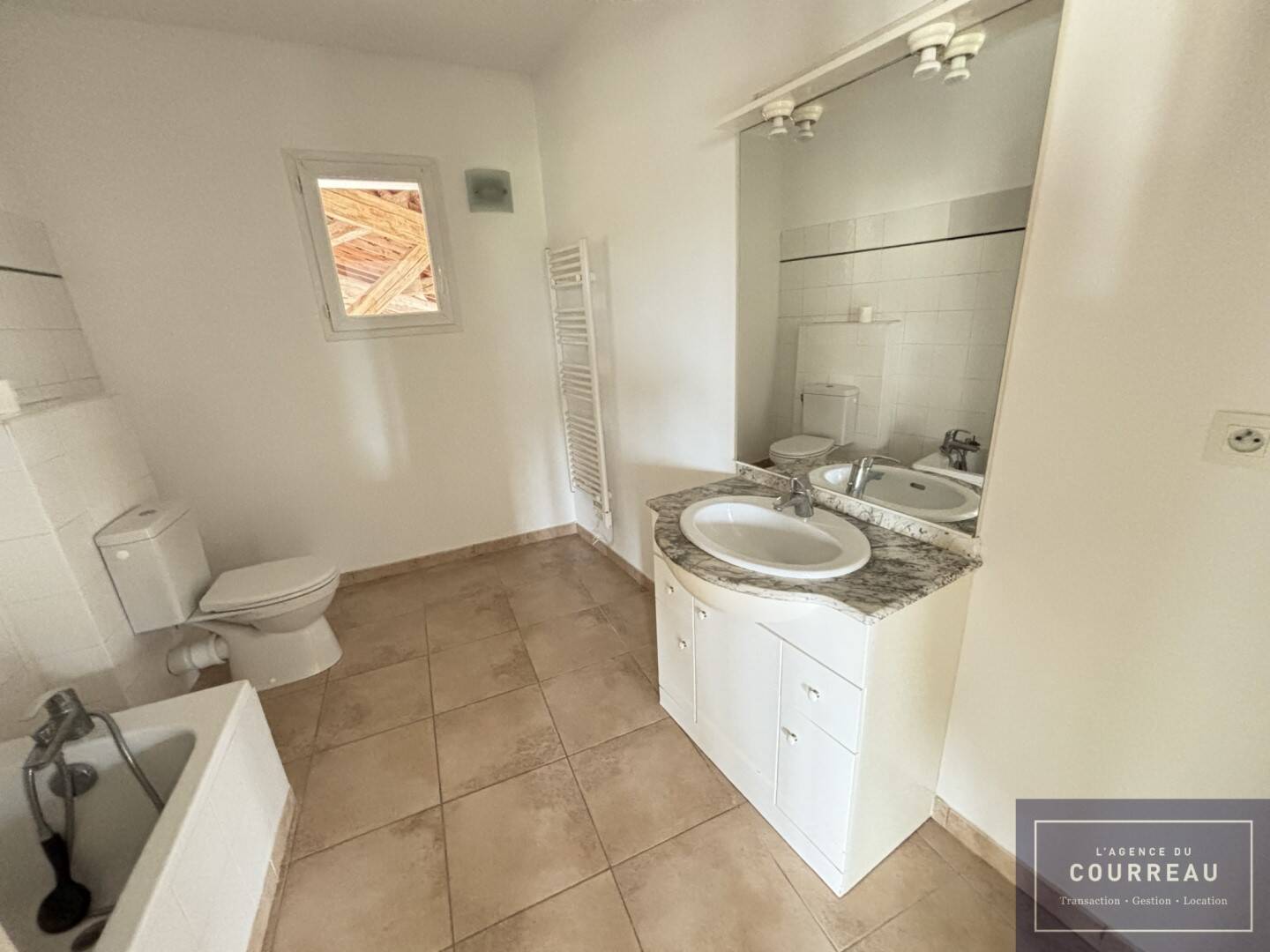 Maison à louer, 74m², SAINT NAZAIRE DE PEZAN