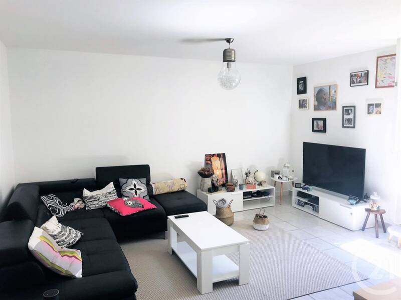 Maison à louer, 77m², VAUVERT