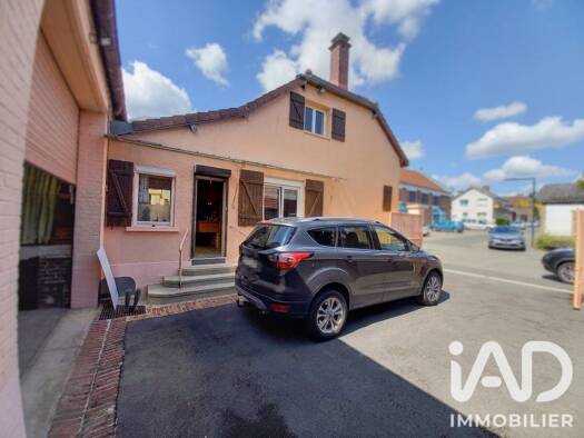 Maison à vendre 129 900 € 5 pièces 4 chambres 134 m² 578 m² de terrain Épehy 80740