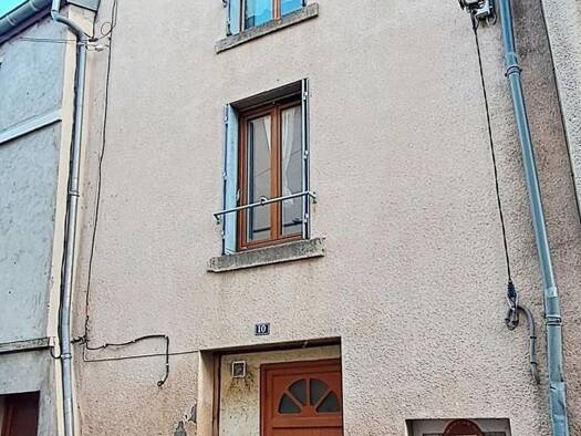 Maison à vendre 59 900 € 3 pièces 1 chambre 67 m² Centre Issoire 63500