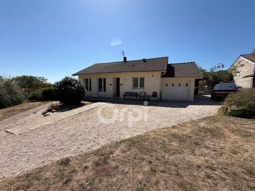 Maison de plain-pied à vendre 94 000 € 3 pièces 2 chambres 75 m² 2 590 m² de terrain Vayres 87600