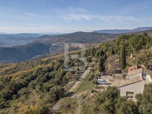 Maison à vendre 2 650 000 € 10 pièces 5 chambres 360 m² 48 000 m² de terrain Roquevignon-La Marbriere Grasse 06130