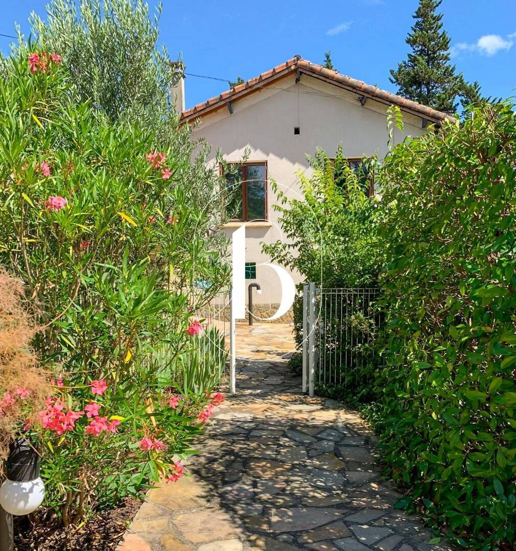 Maison à vendre, 90m², VALLON PONT D'ARC