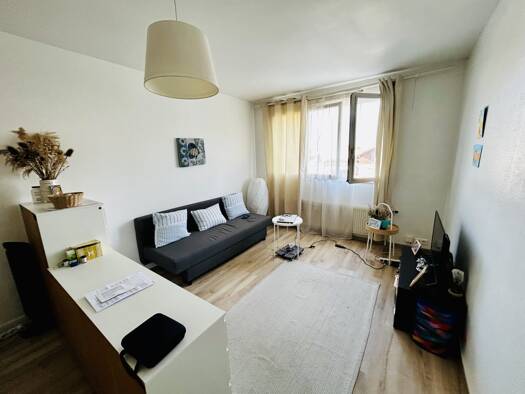 Appartement à vendre 135 000 € 1 pièce 34,1 m² Étage 1/5 Annemasse 74100