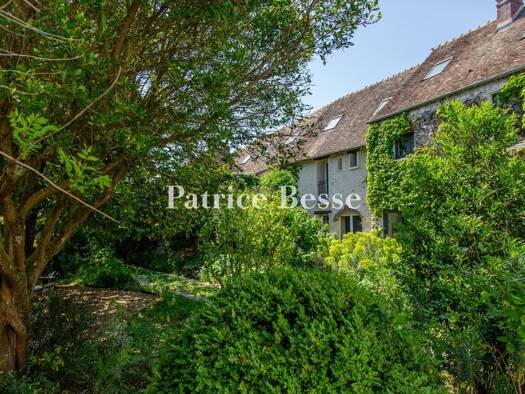 Maison à vendre 700 000 € 12 pièces 5 chambres 260 m² 670 m² de terrain Montchauvet 78790