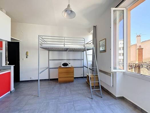 Appartement à vendre 99 000 € 1 pièce 17,8 m² Étage 2/5 Guillotière Lyon 7ème arrondissement 69007