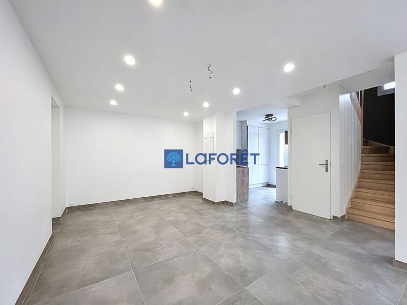 Maison à louer, 103m², SAINT PIERRE DU PERRAY