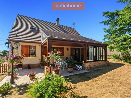 Maison de plain-pied à vendre 240 000 € 4 pièces 3 chambres 87 m² 550 m² de terrain La Hérelle 60120