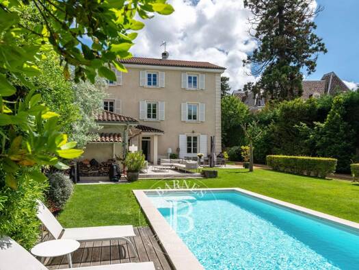Maison à vendre 2 995 000 € 8 pièces 5 chambres 300 m² 1 384 m² de terrain Charlier Écully 69130